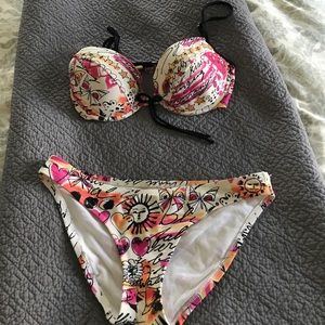Victoria's Secret bikini- sm/34D